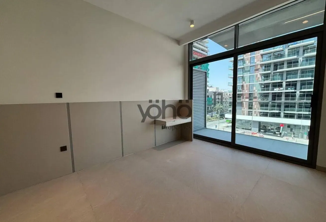 READY TO MOVE l BRAND NEW l PRIME VIEW
