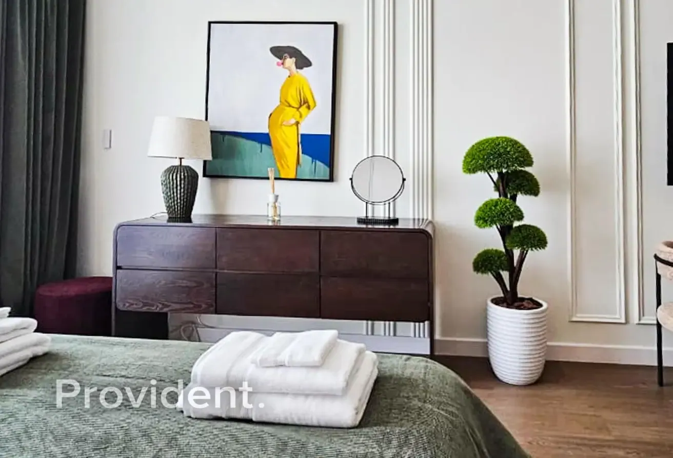 Luxury Furnishing | Flexible Cheques | Furnished