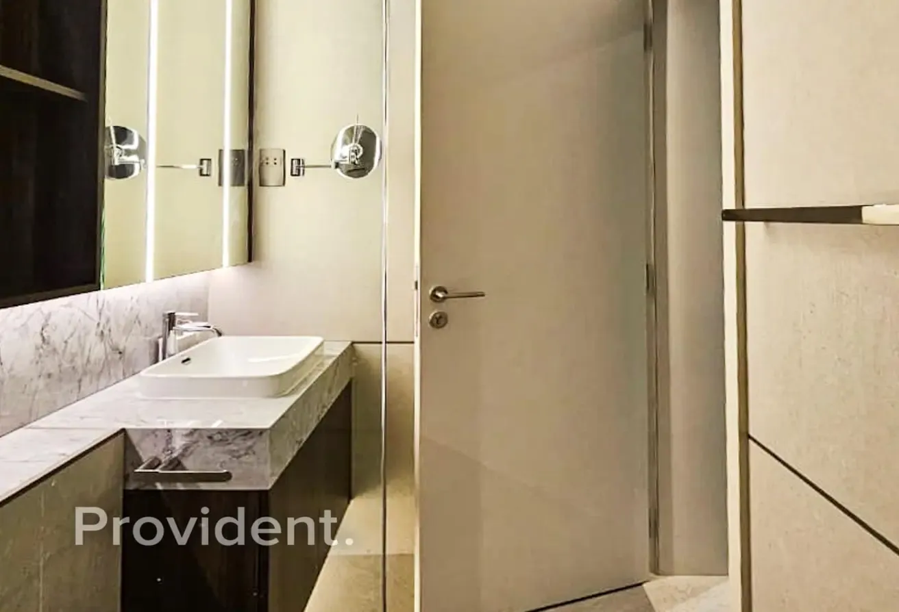 Luxury Furnishing | Flexible Cheques | Furnished