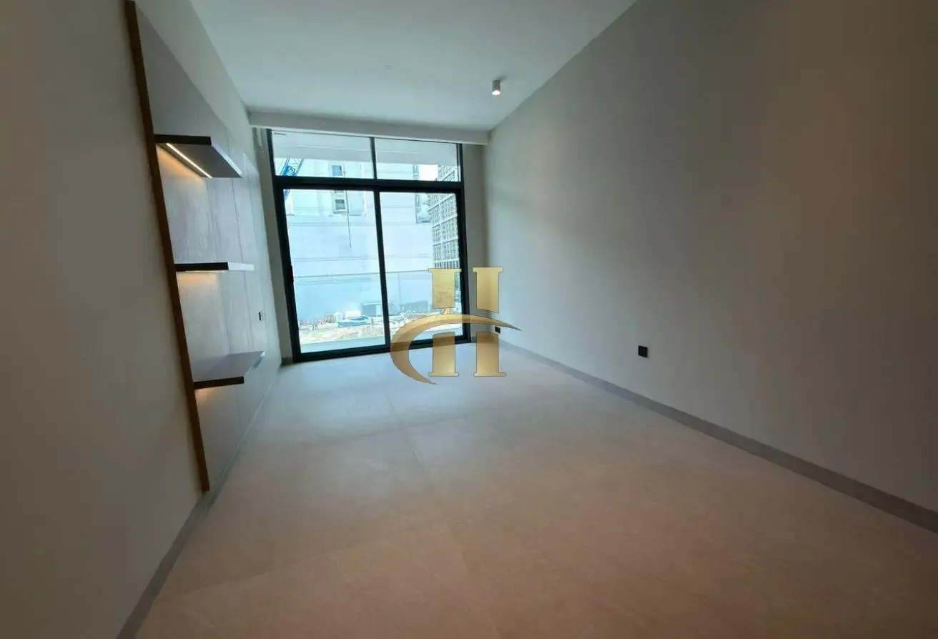 Ready To Move | With Dishwasher | Spacious