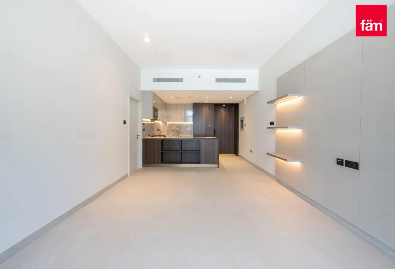 Spacious | Brand New Unit | Community Expert