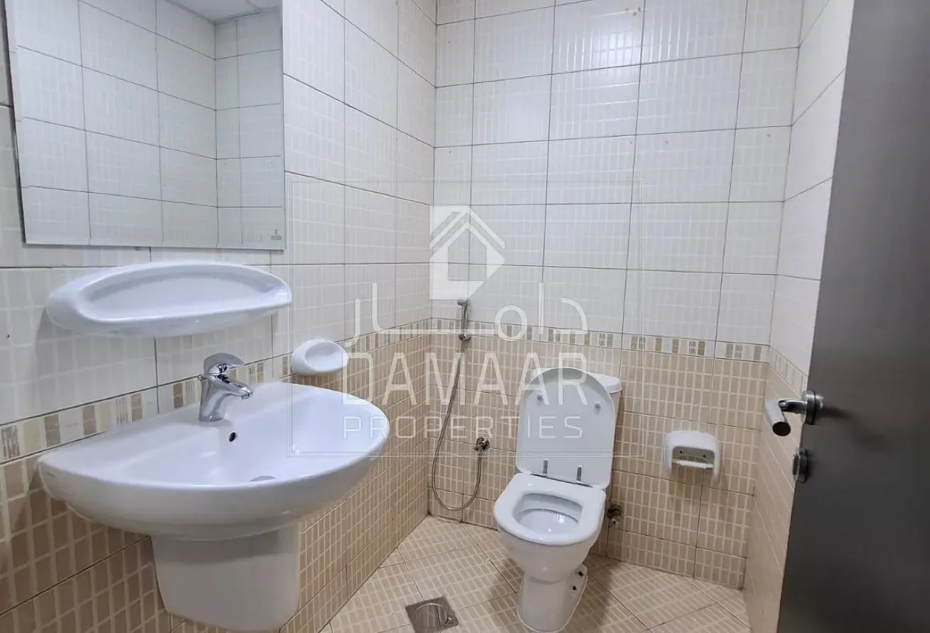 Spacious 1BR | 03 Minutes To Sharaf DG Metro