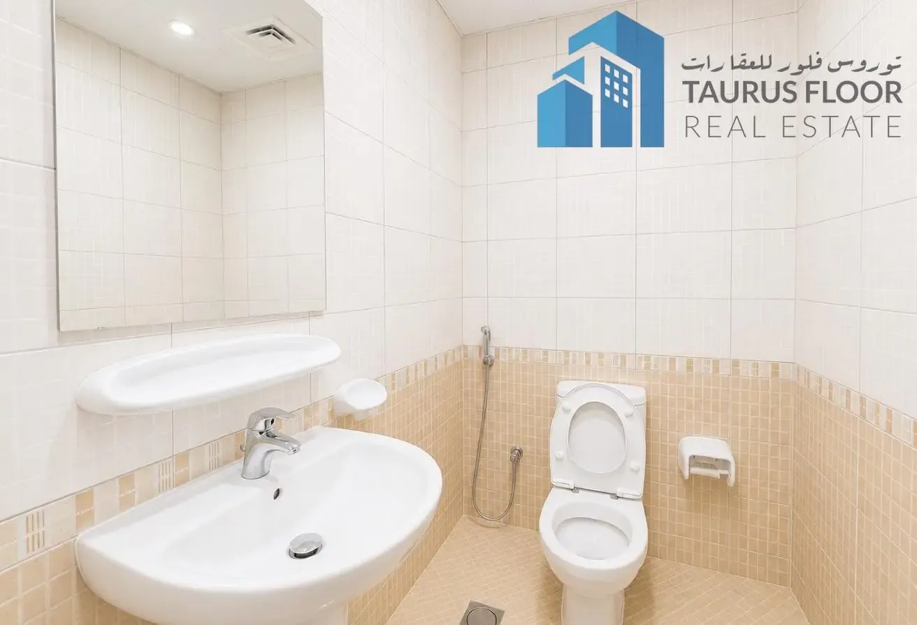 Near Sharf DG Metro | Chiller Free 1BR | Parking