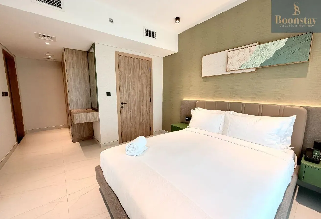 Luxury Furnished 2BR with Lifestyle Amenities