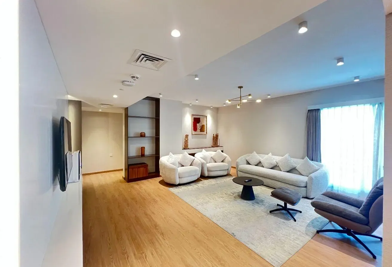 Penthouse in Tranquil BILLS included
