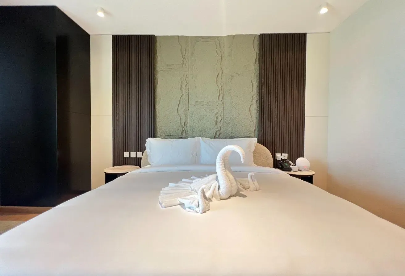 Penthouse in Tranquil BILLS included