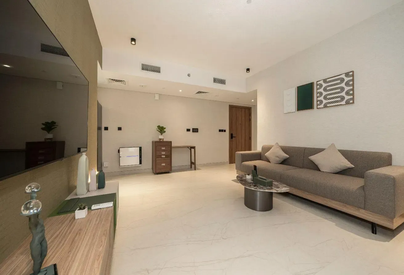 Executive 2-bedroom in Tranquil BILLS included