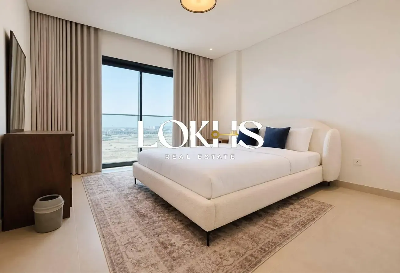 Fully Furnished | Mid-Floor | Vacant