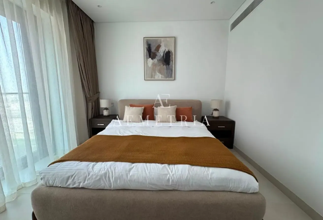 Burj Khalifa View l Corner Unit l Park View