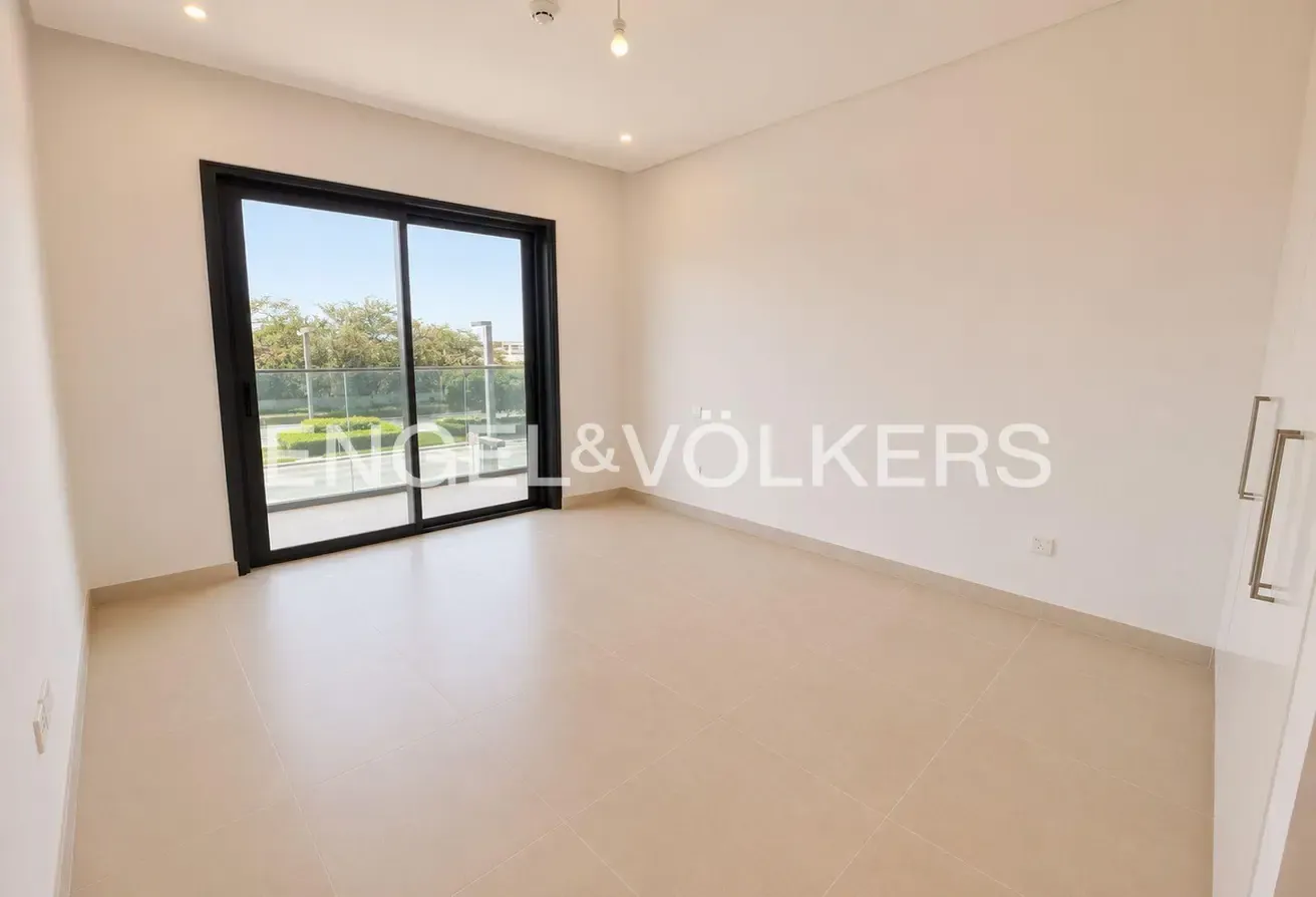 Rare 2-Balcony Layout | Direct Central Park Access