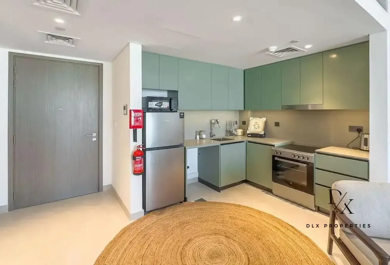 FULLY FURNISHED | HIGH FLOOR | READY TO MOVE