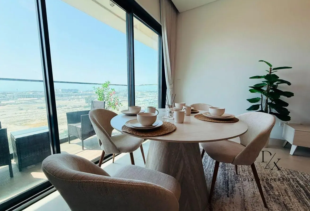 FULLY FURNISHED | HIGH FLOOR | READY TO MOVE
