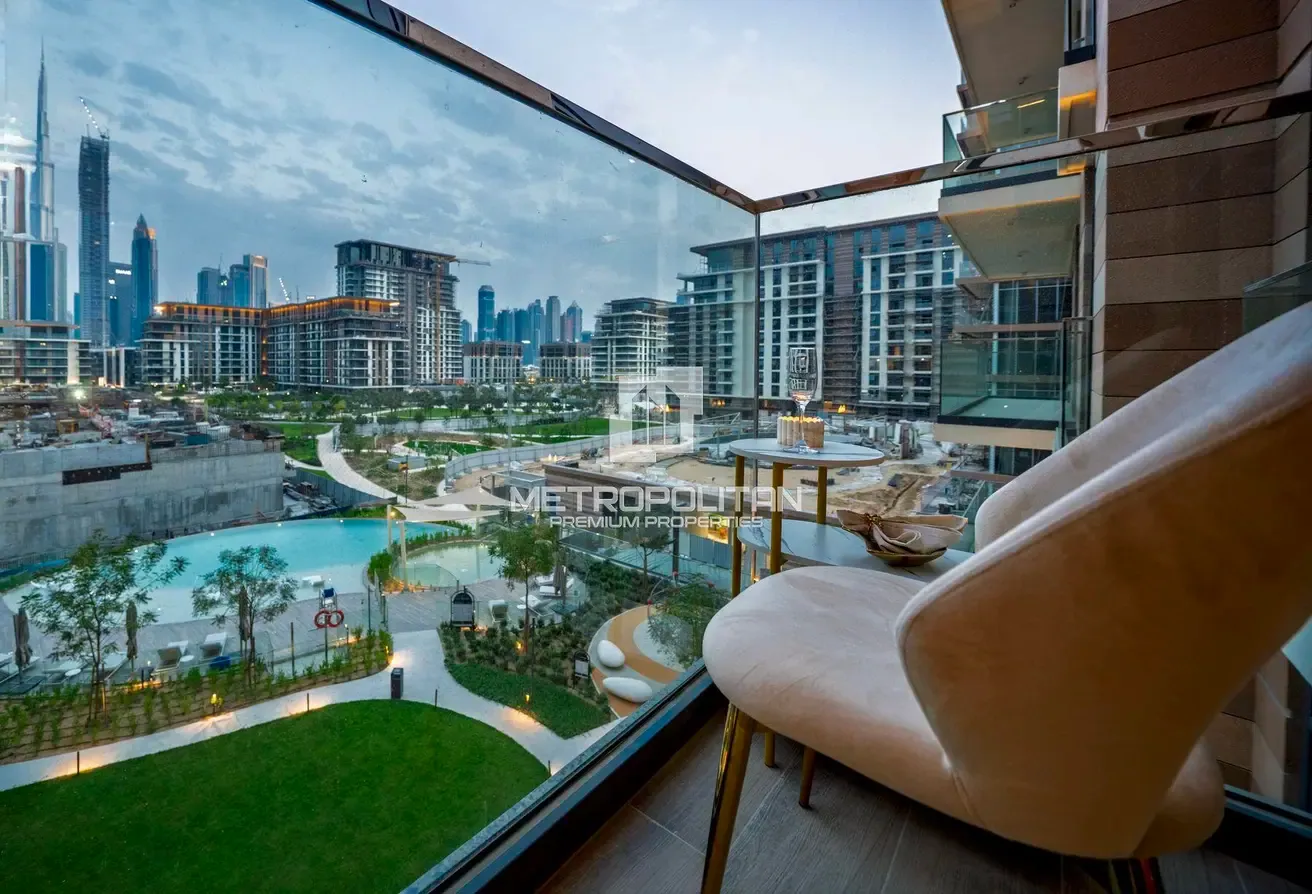 Luxury 2BR | Burj Khalifa View | City Walk