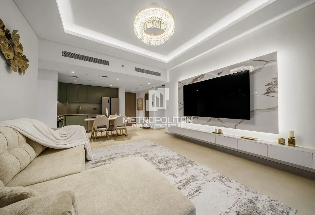 Luxury 2BR | Burj Khalifa View | City Walk