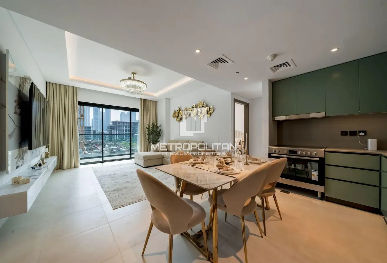 Luxury 2BR | Burj Khalifa View | City Walk