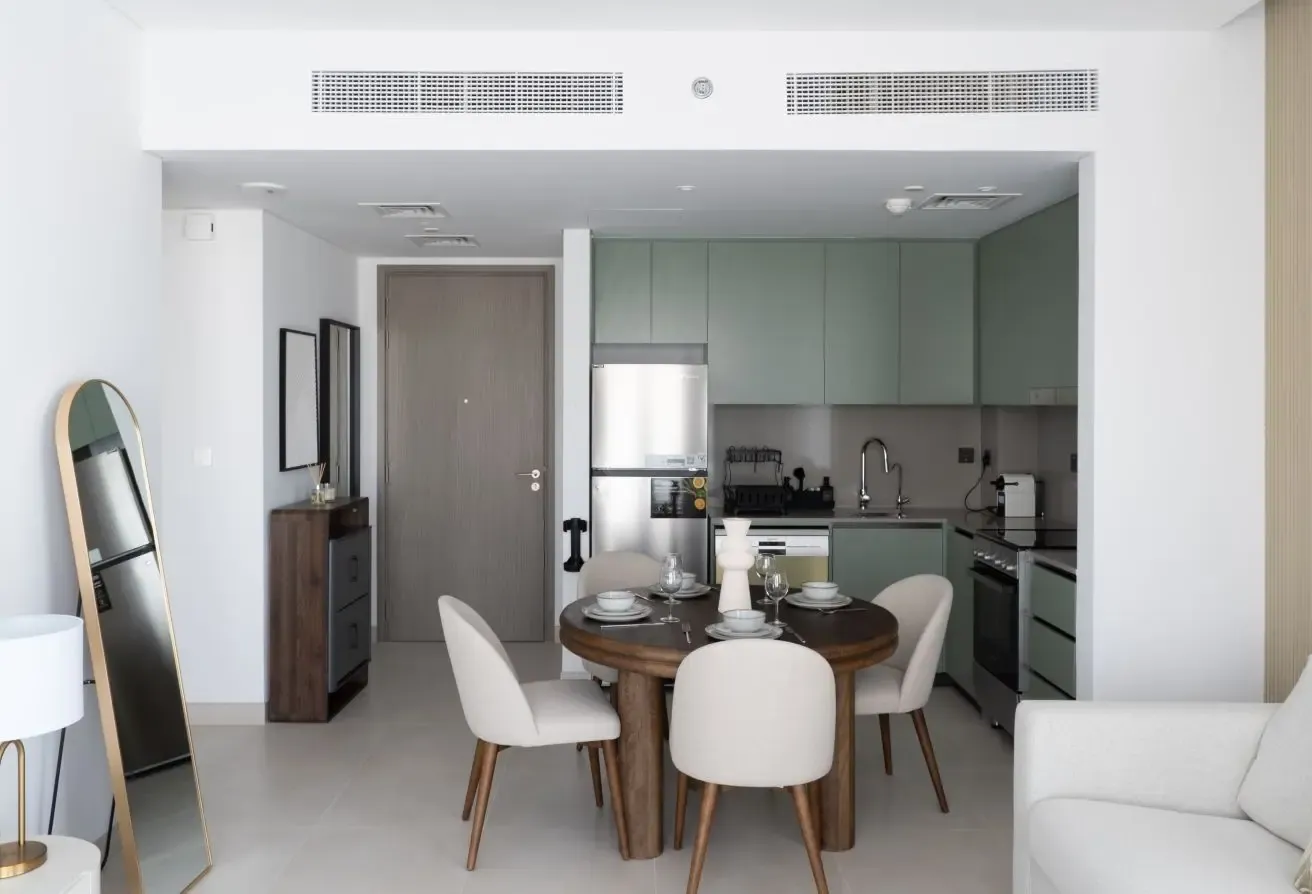 Fully furnished 1 Bedroom | Prime location