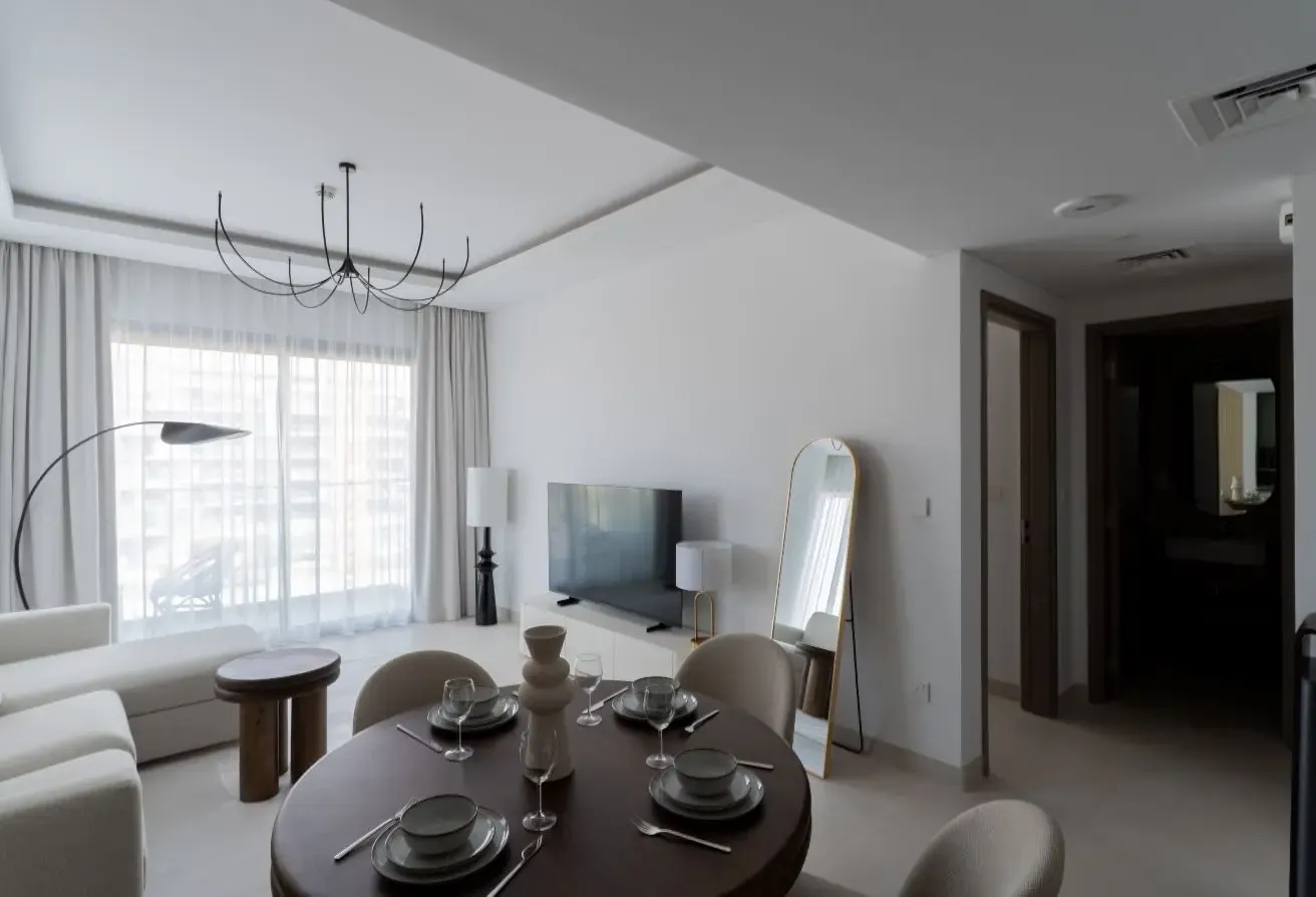 Fully furnished 1 Bedroom | Prime location