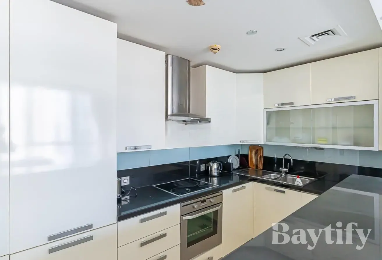 FULLY FURNISHED | SPACIOUS | PRIME JLT LOCATION