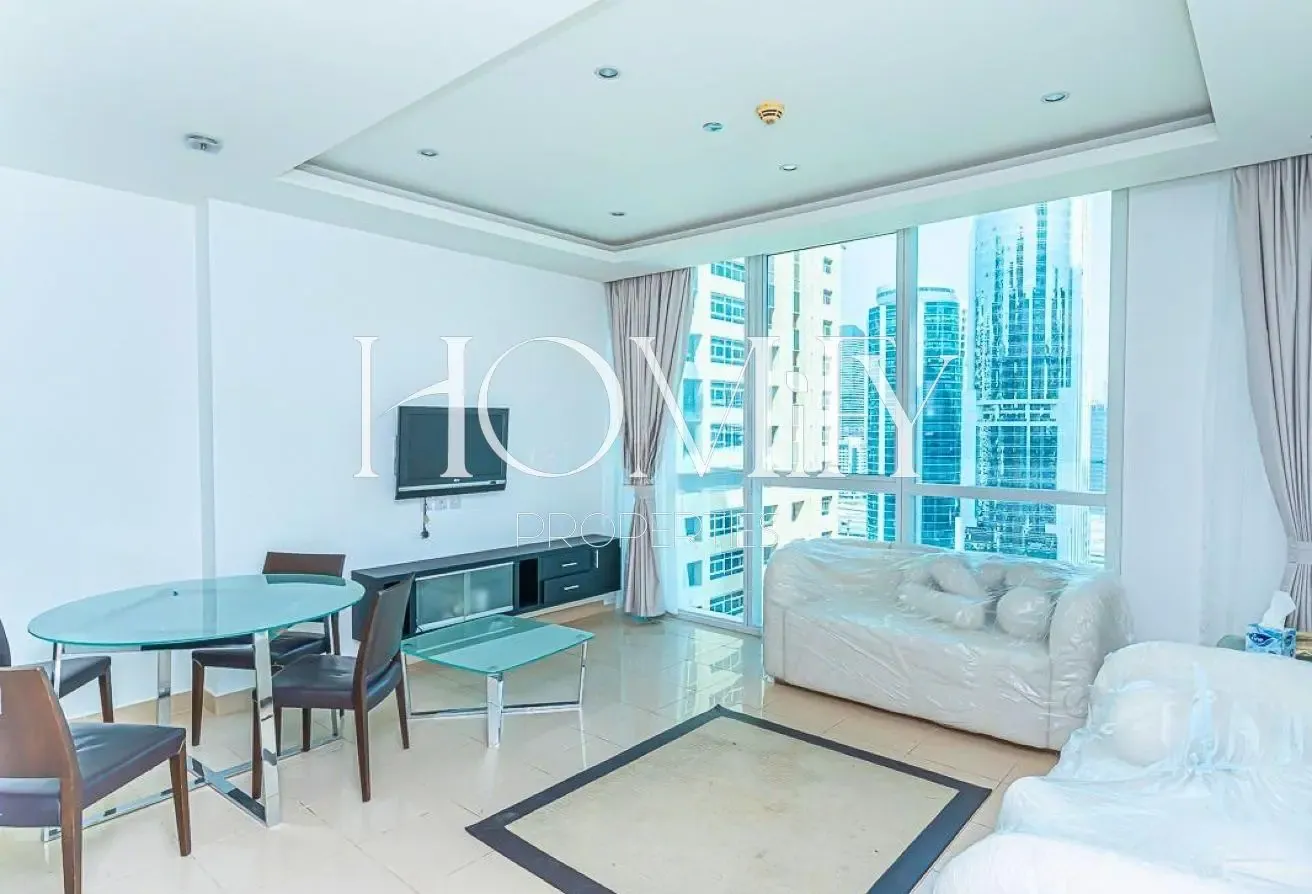 HIGH FLOOR | LAKE VIEW | POOL AND GYM