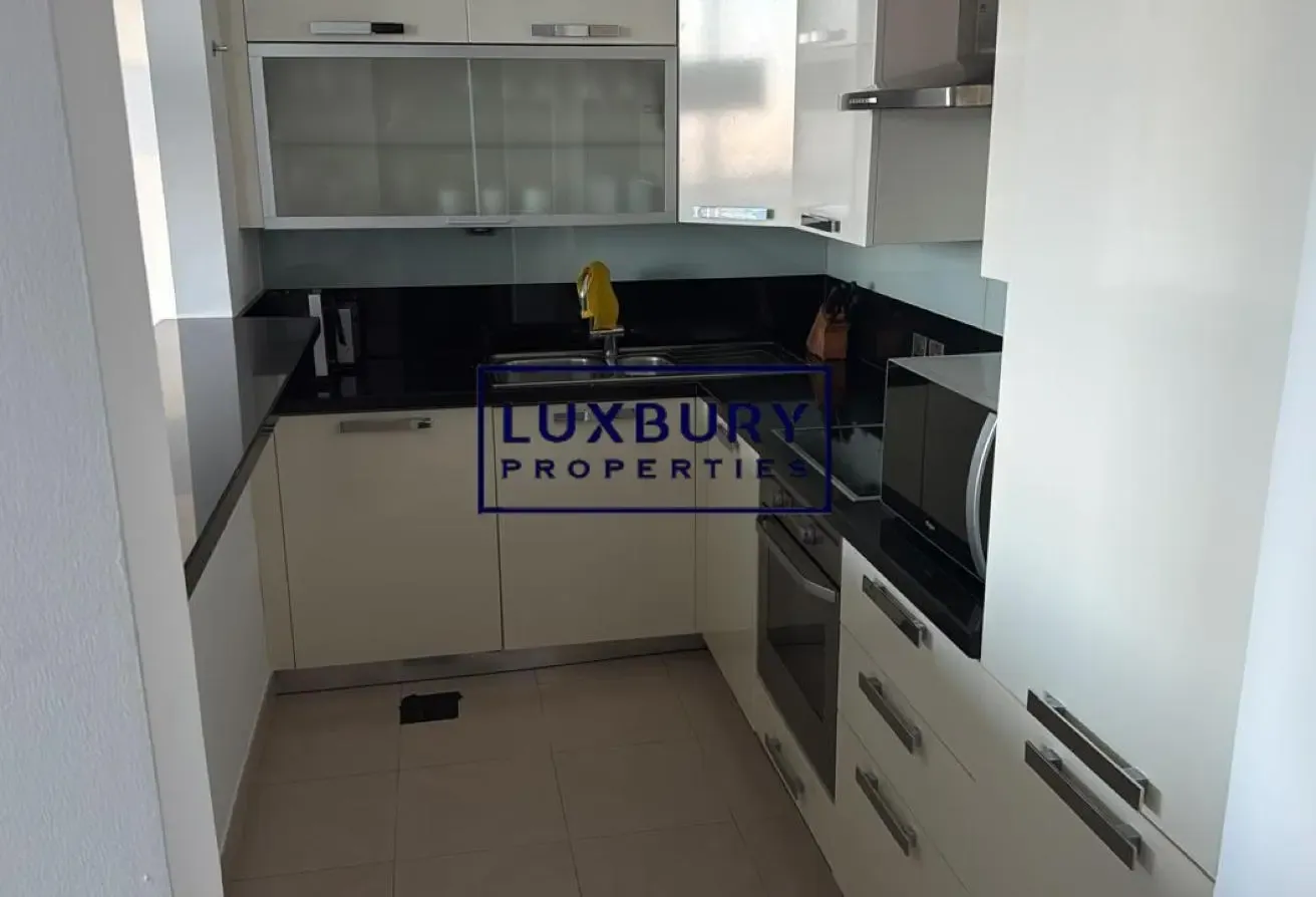 LAKE VIEW | FULLY FURNISHED | BIG LAYOUT