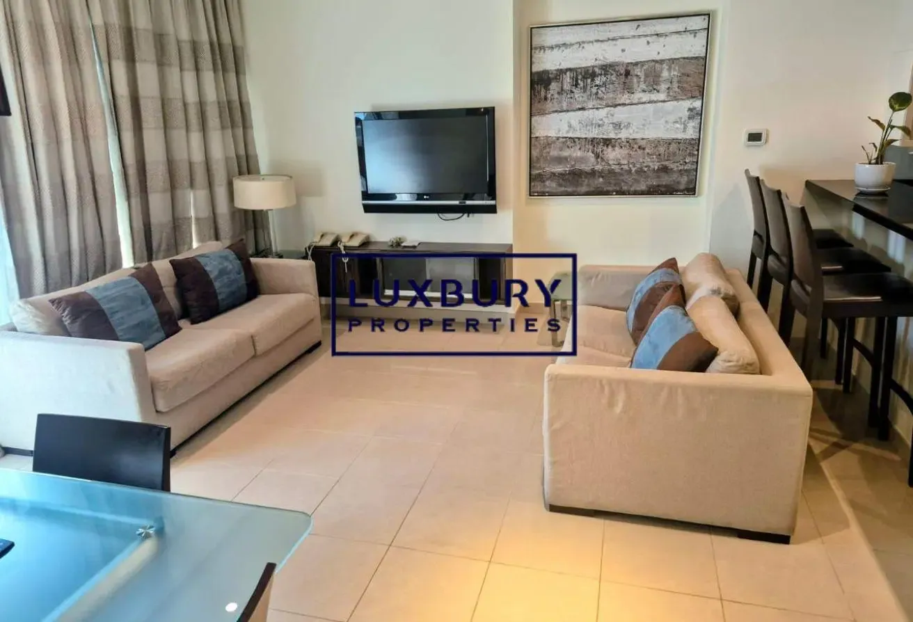 LAKE VIEW | FULLY FURNISHED | BIG LAYOUT