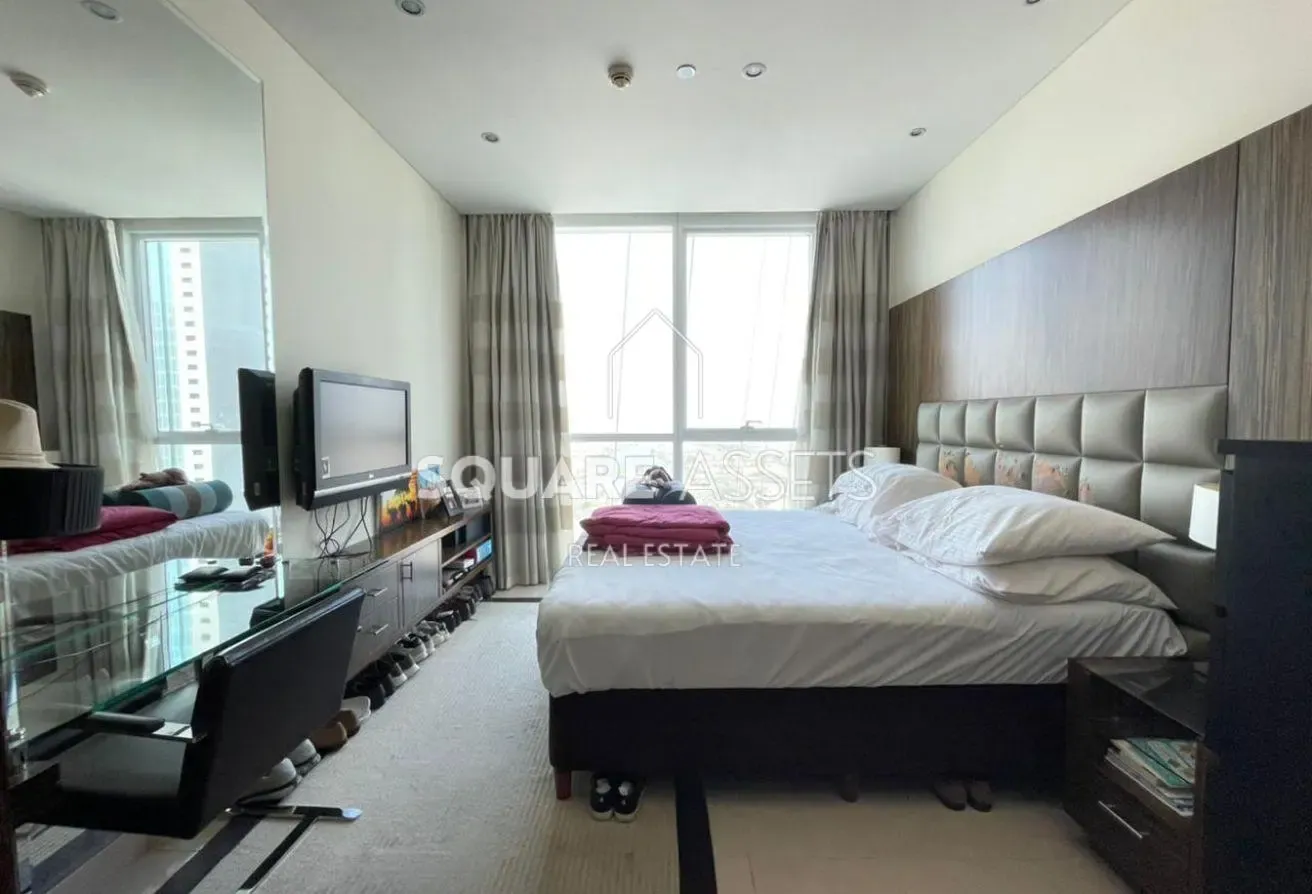 FullyFurnished 1BR | Lake View | Premium Amenities
