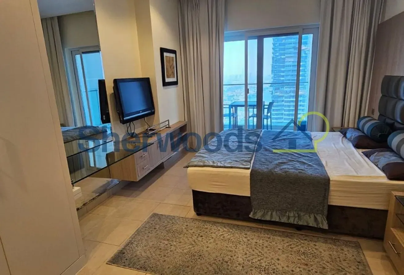 Furnished | Bright | Ready to Move