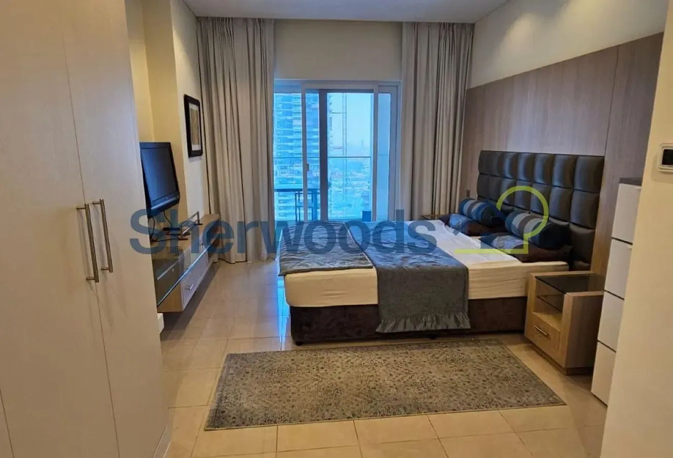Furnished | Bright | Ready to Move