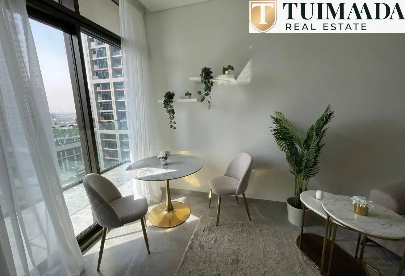 Peninsula Two | Furnished Studio | Balcony