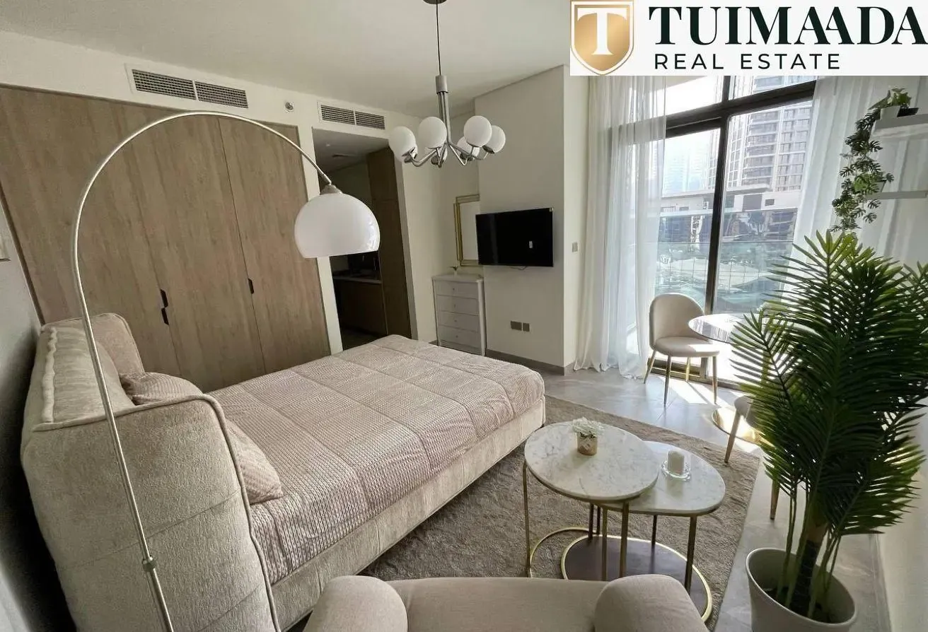 Peninsula Two | Furnished Studio | Balcony