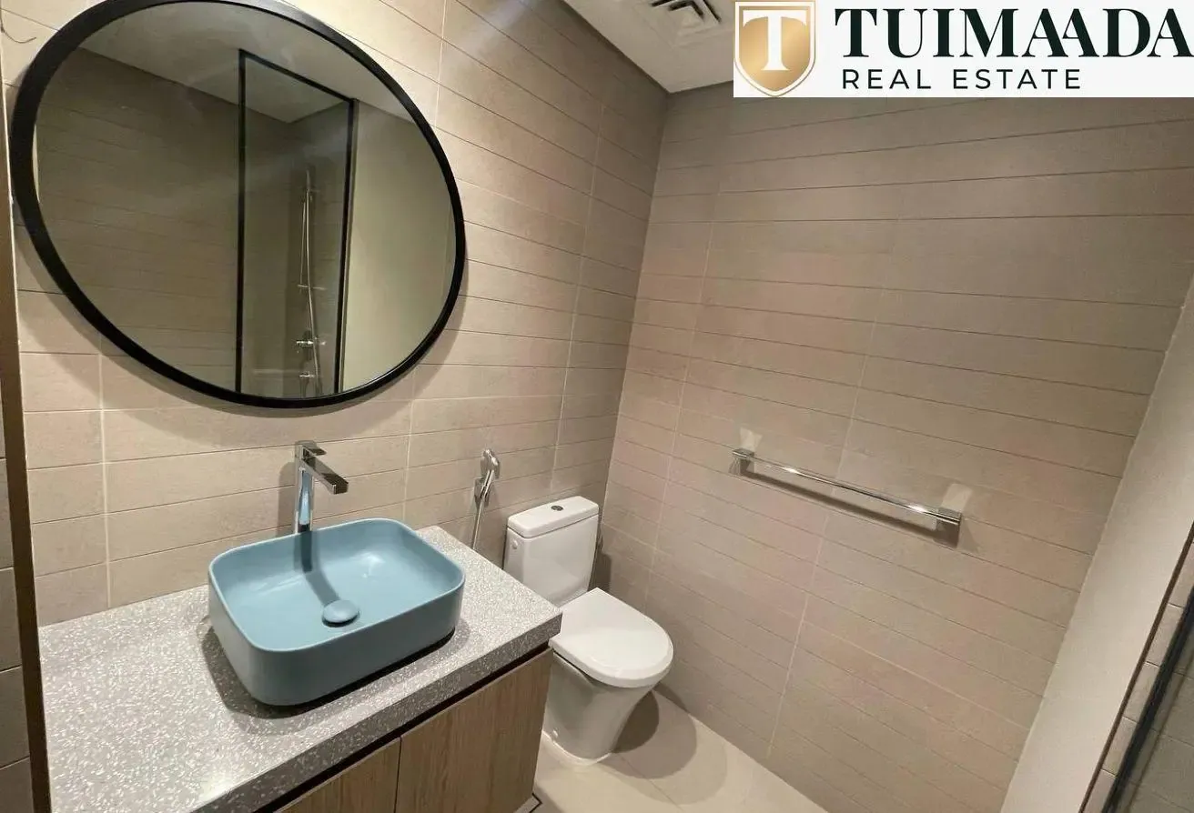 Peninsula Two | Furnished Studio | Balcony