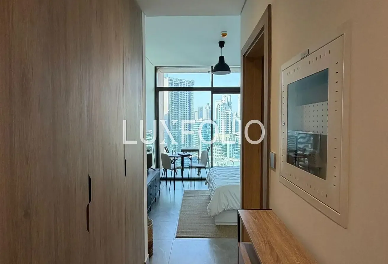 Fully Furnished | Spacious | Vacant