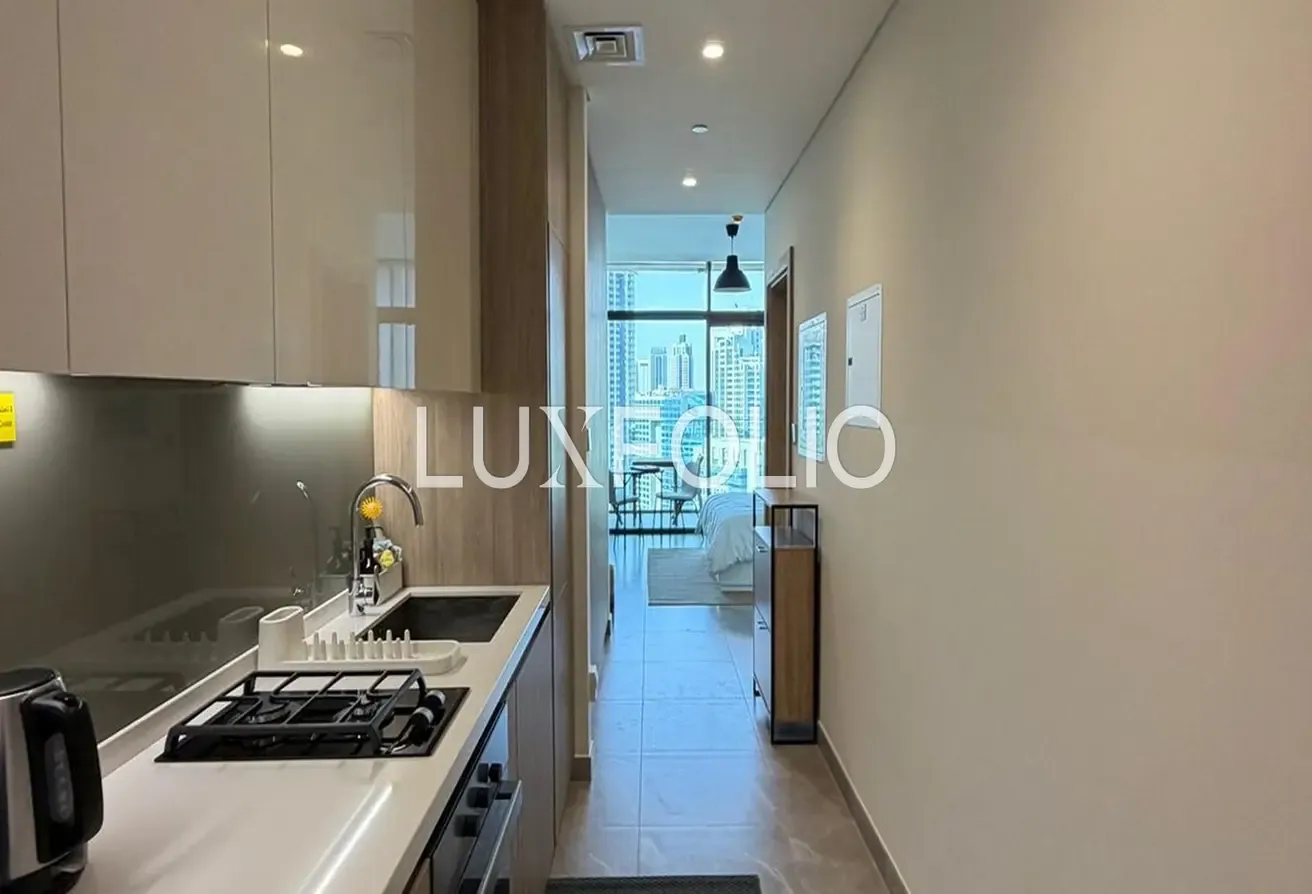 Fully Furnished | Spacious | Vacant