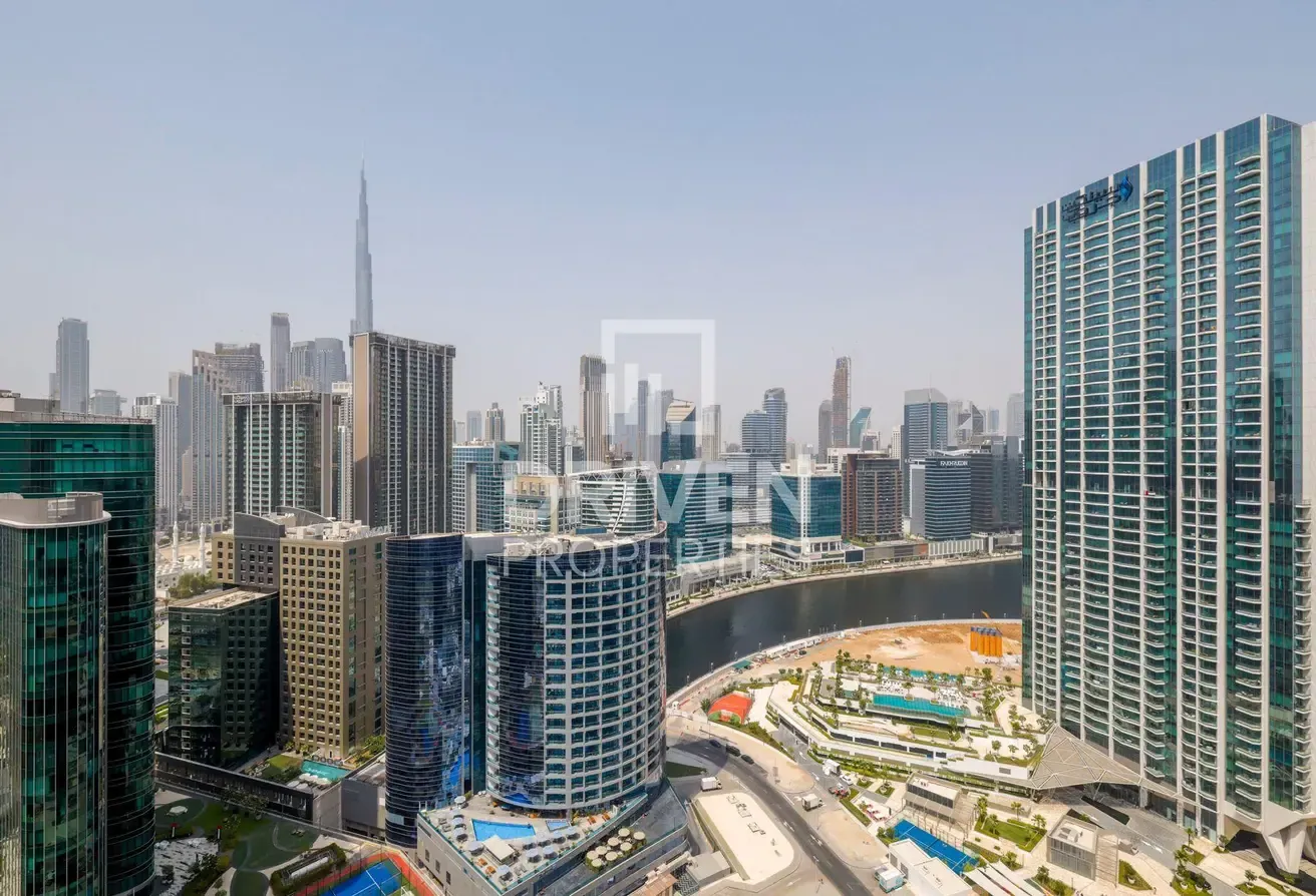 Burj Khalifa View | High Floor | Furnished