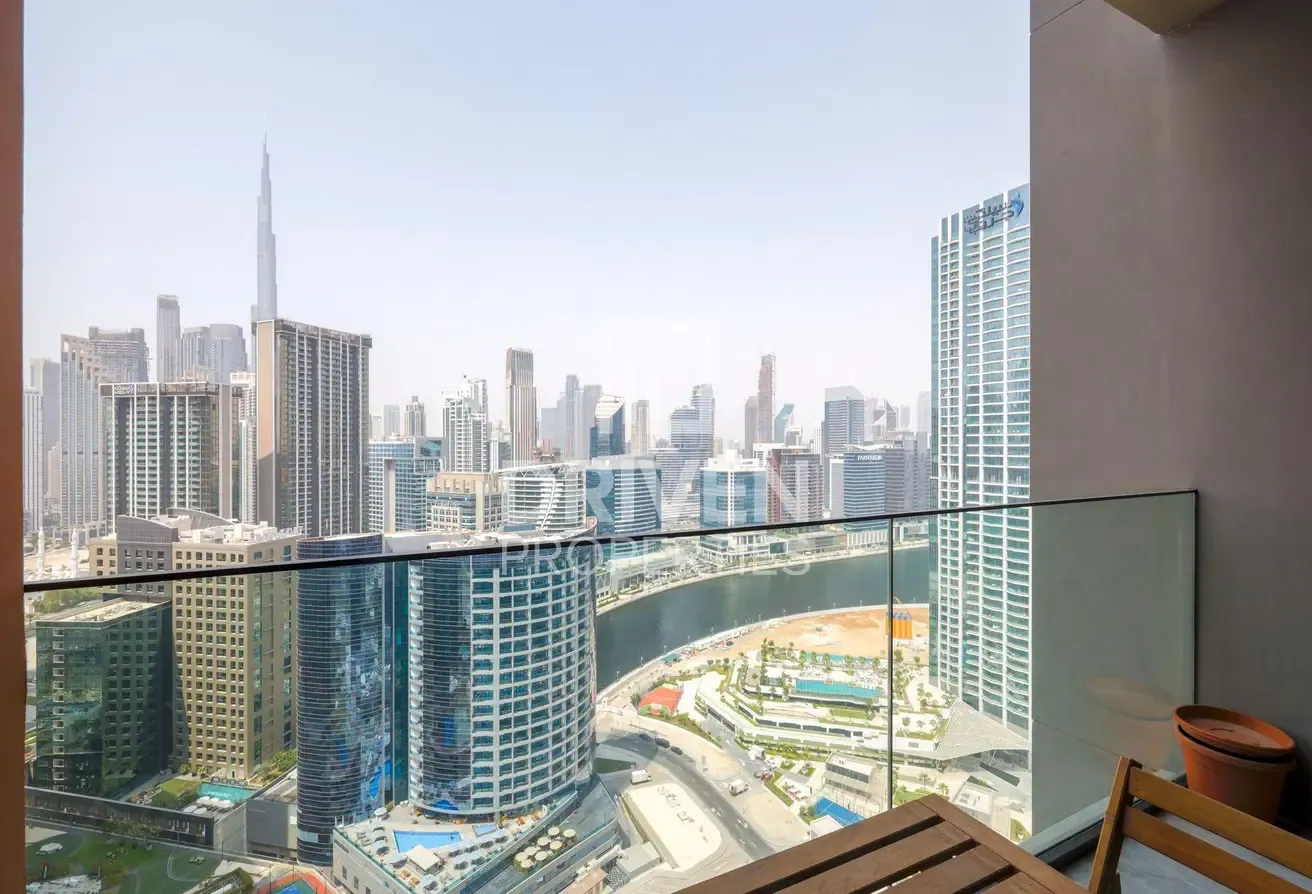 Burj Khalifa View | High Floor | Furnished