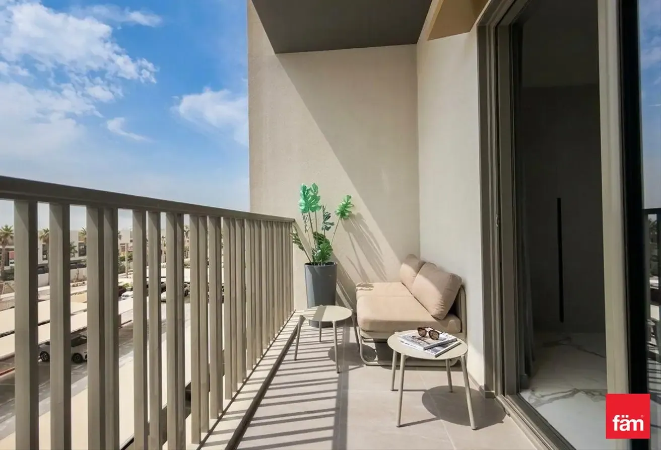 Vacant | Bright Interior | Fully Furnished