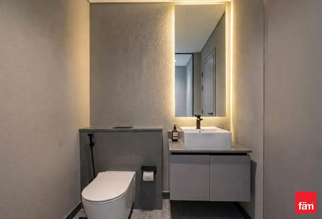 Vacant | Bright Interior | Fully Furnished
