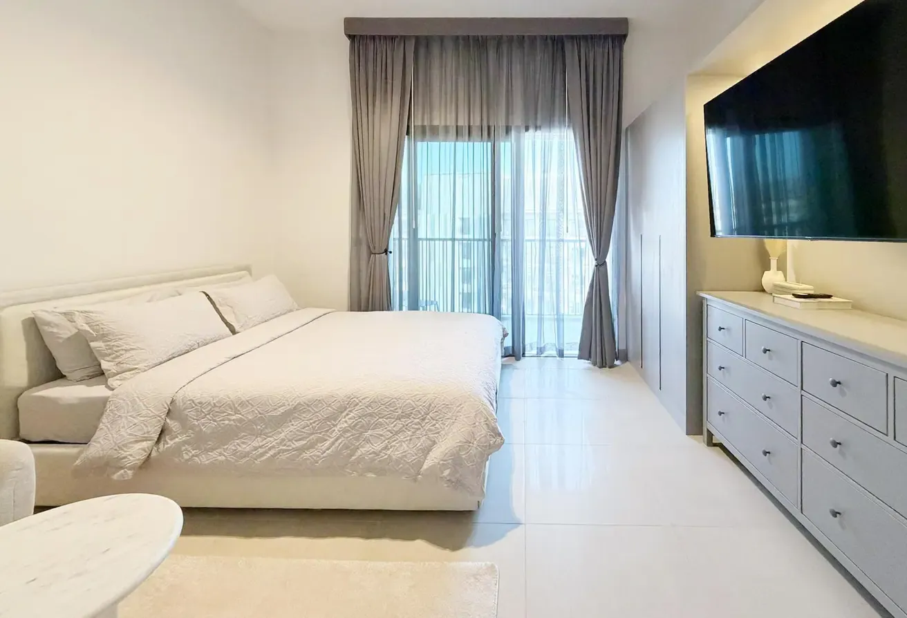 Ready To Move | Fully Furnished | High Floor