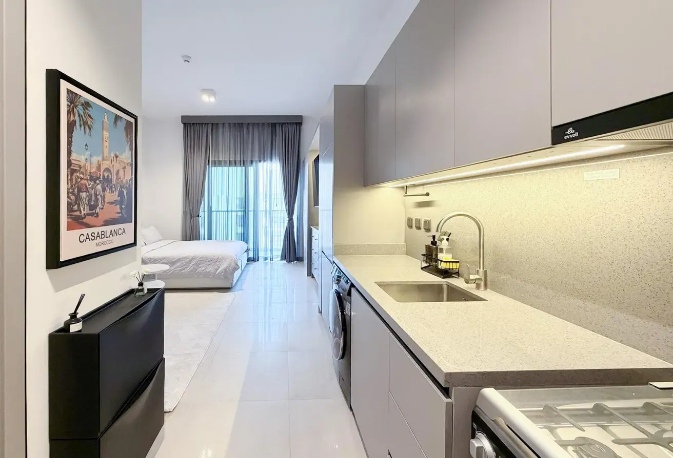 Ready To Move | Fully Furnished | High Floor