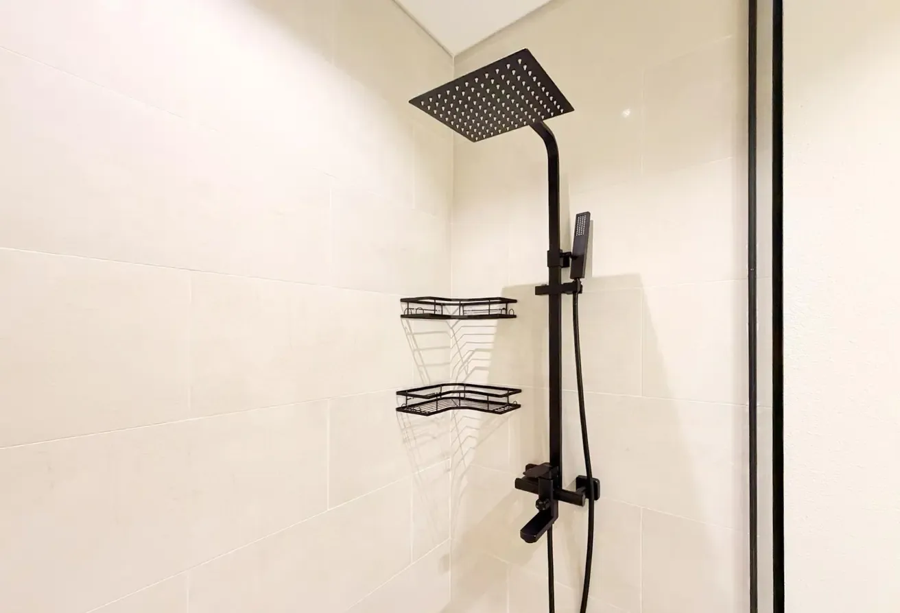 Ready To Move | Fully Furnished | High Floor