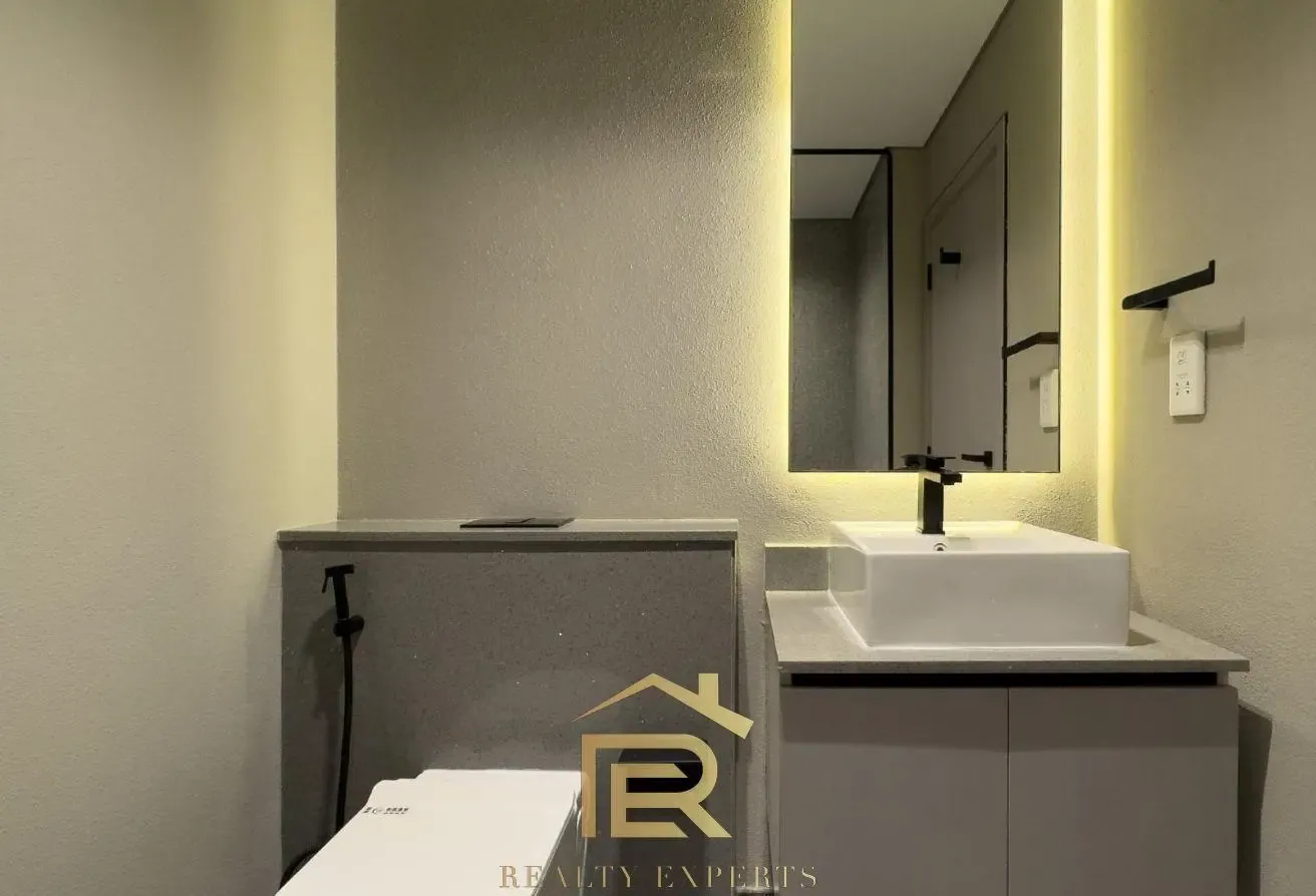 BEAUTIFUL APARTMENT | FULLY FURNISHED | VACANT