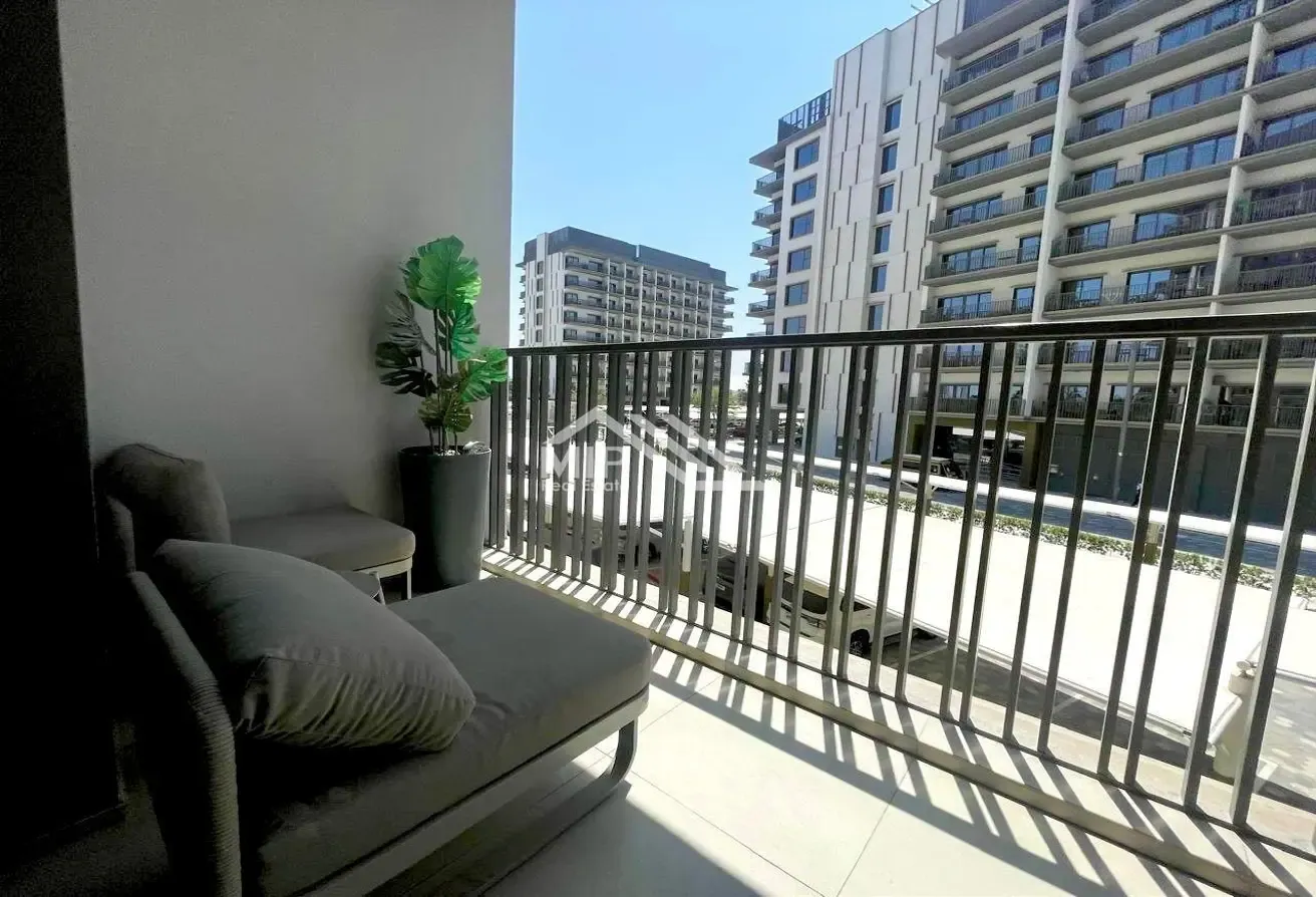 6 Cheques | Fully Furnished| Reay to move in