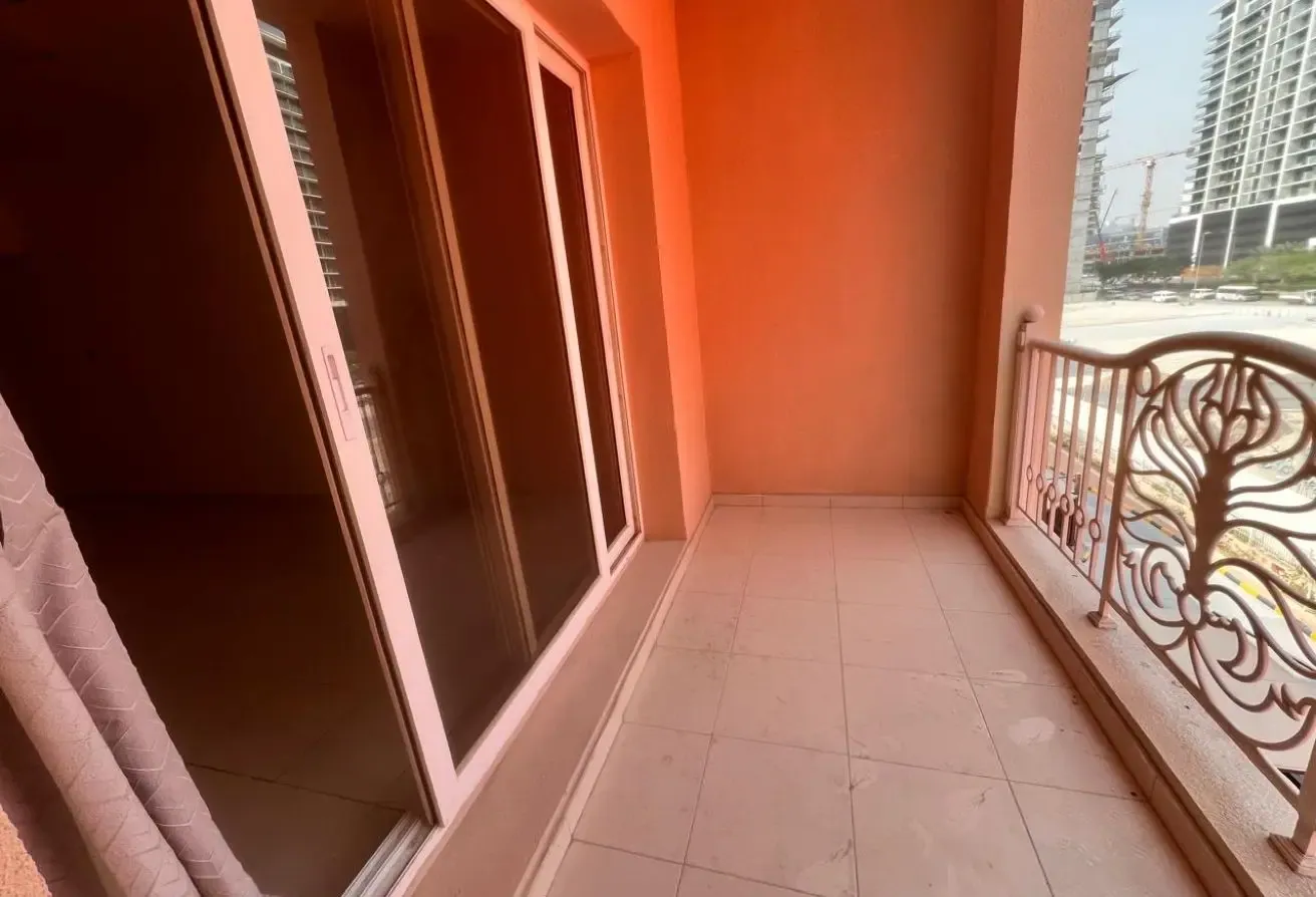 Unfurnished Studio For Rent In Arezzo 2 JVC