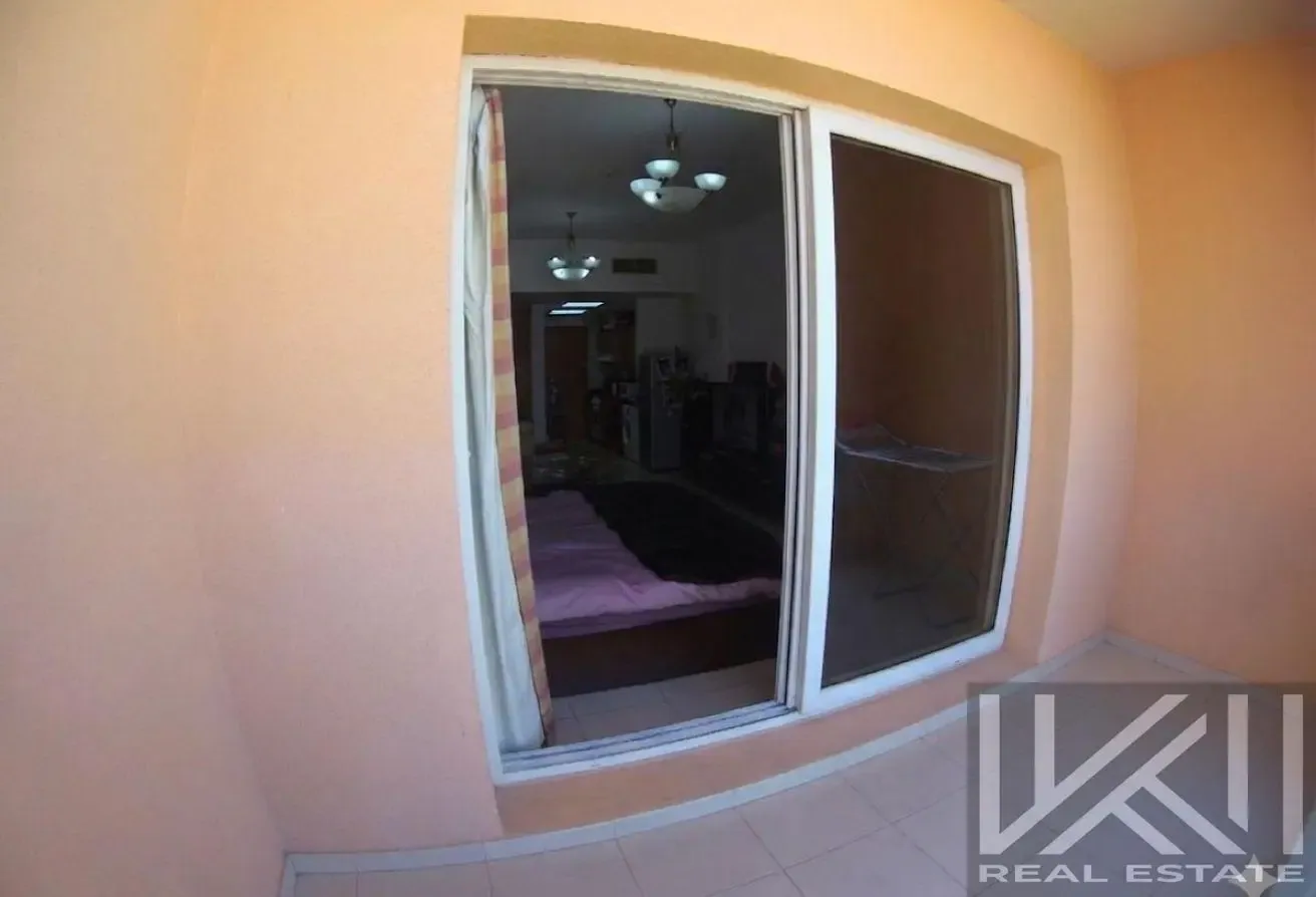 Spacious Studio for Rent I Tuscan Residences 1