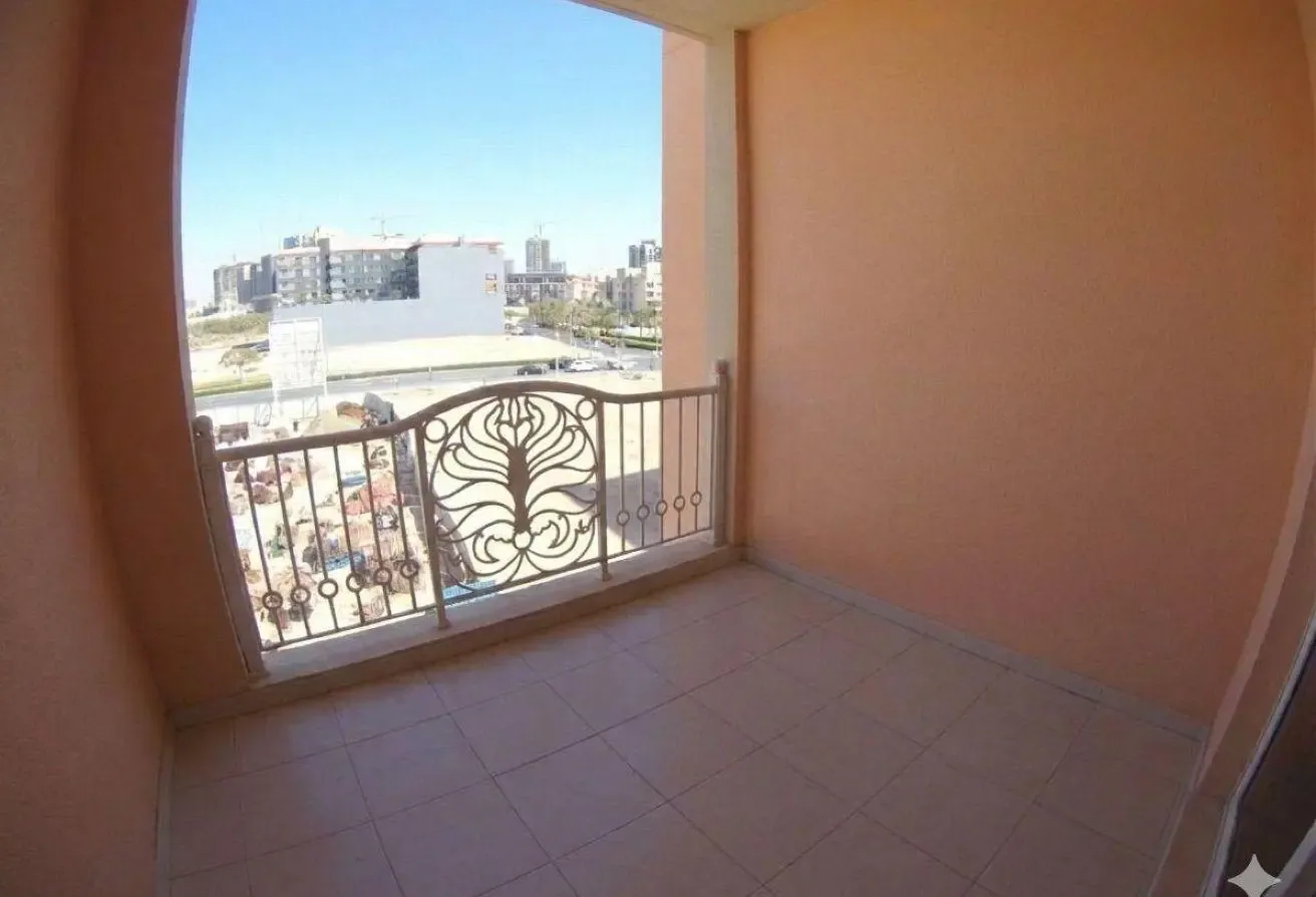 Fully Furnished Studio | Pool View | 12 Cheques