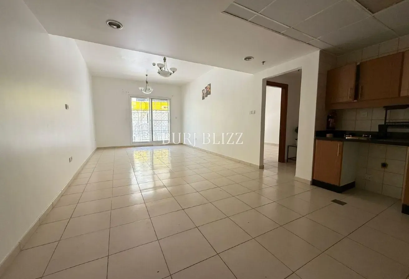 Unfurnished | Chiller Under DEWA | Pool View