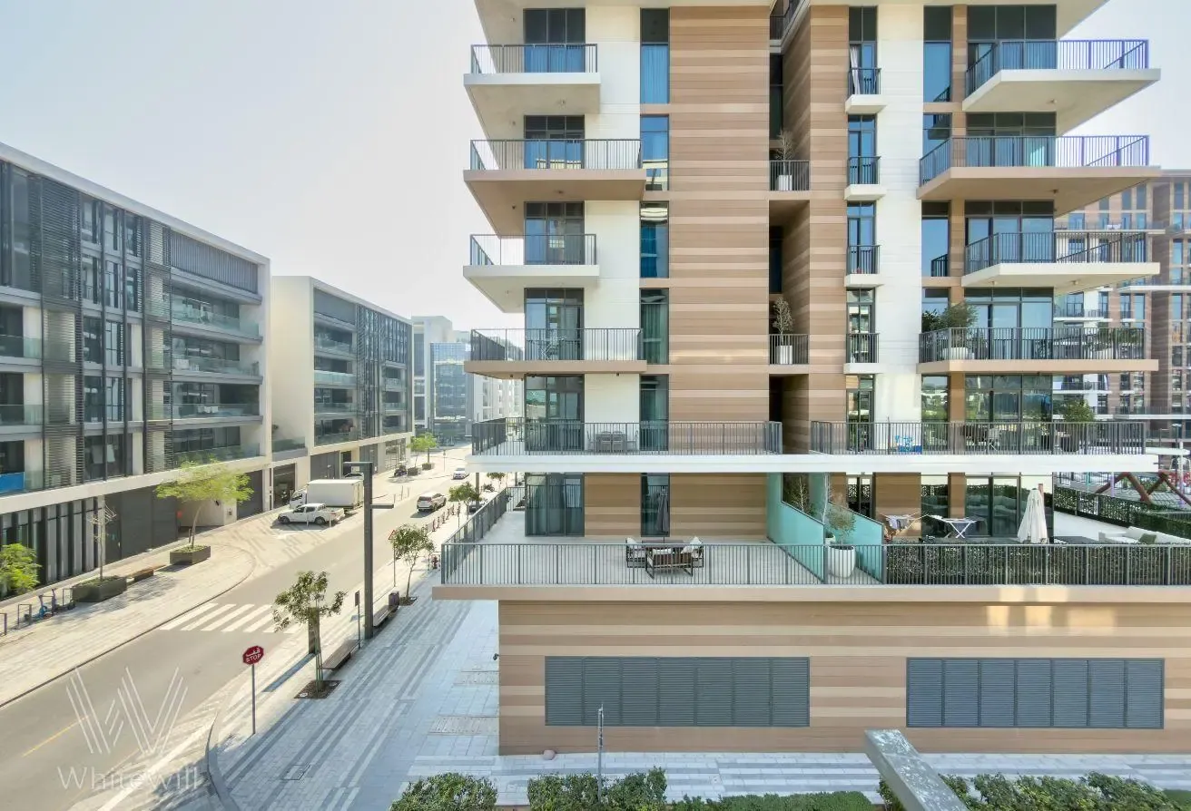 Burj Khalifa and Park View |Fully Furnished|Vacant