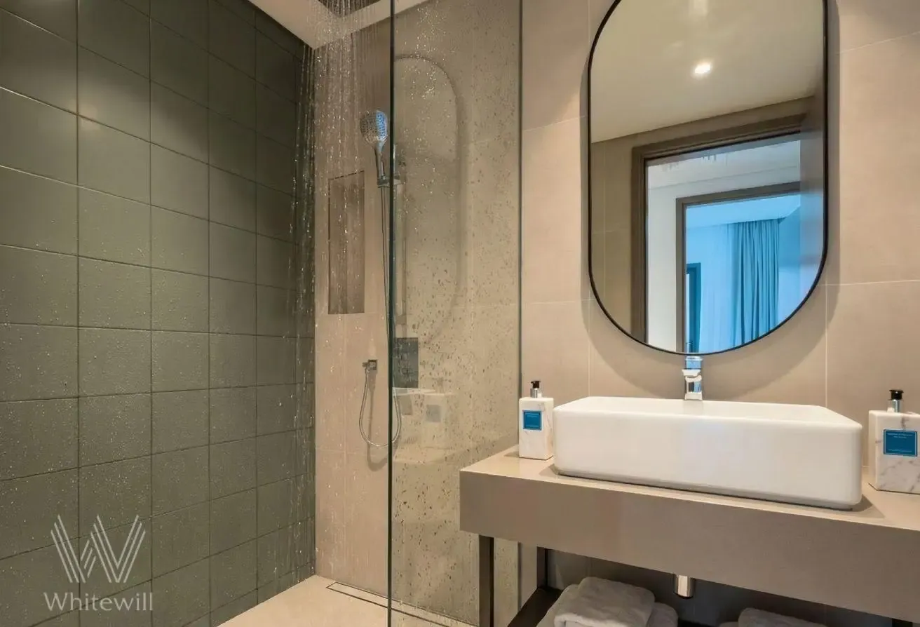 Burj Khalifa and Park View |Fully Furnished|Vacant