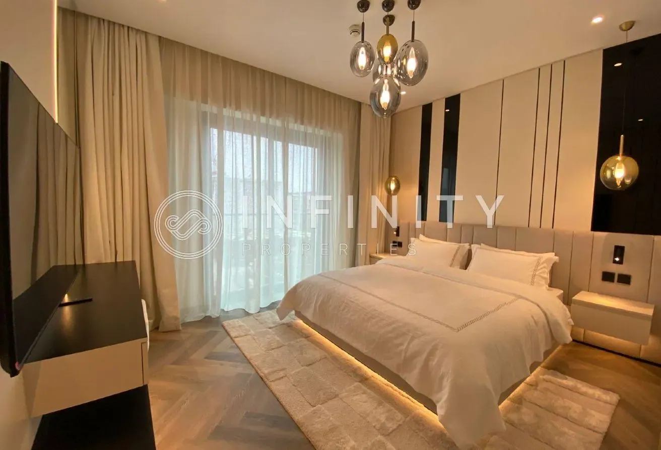 Park & Pool Views | Bespoke Upgraded Interiors