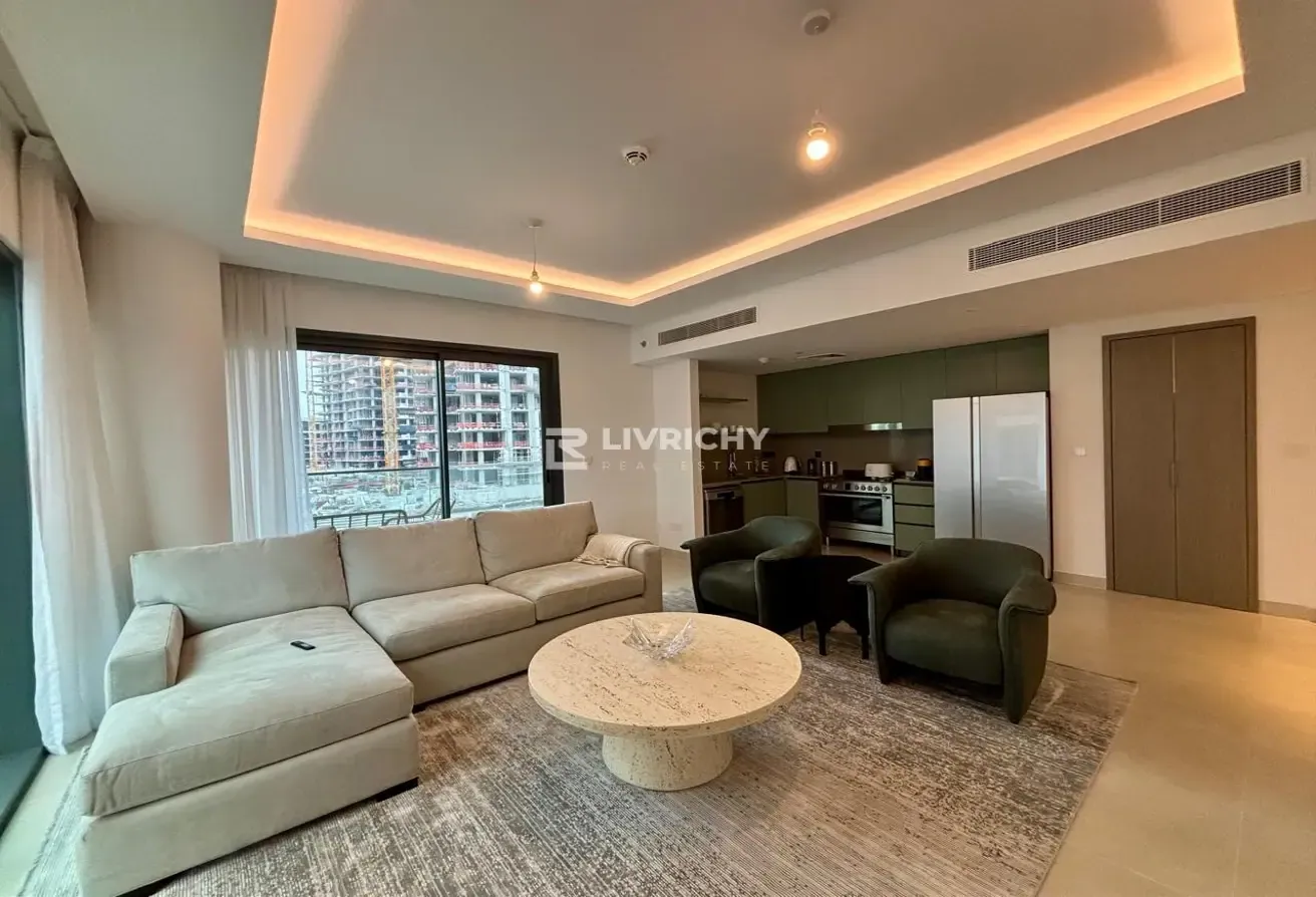 FULLY FURNISHED | PARK VIEW | CORNER UNIT